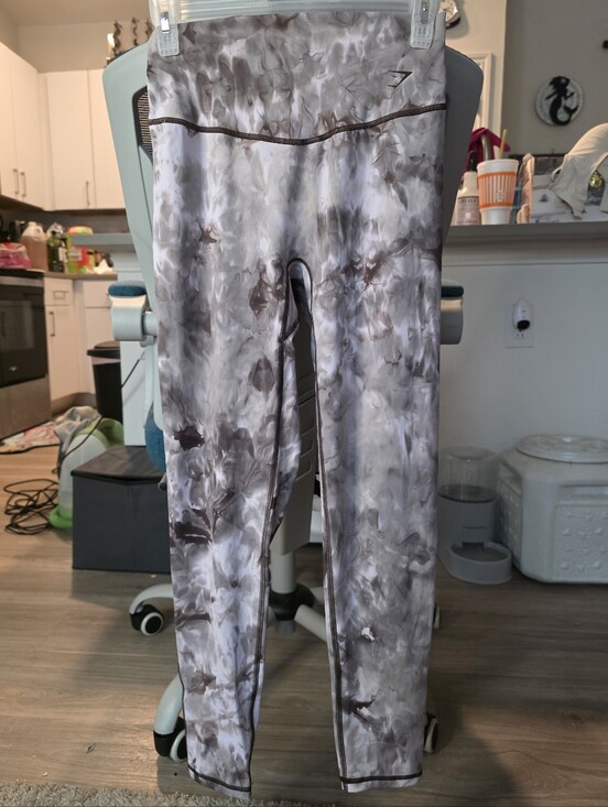Gymshark Pants - Gymshark Gray Marble Tie-Dye Leggings